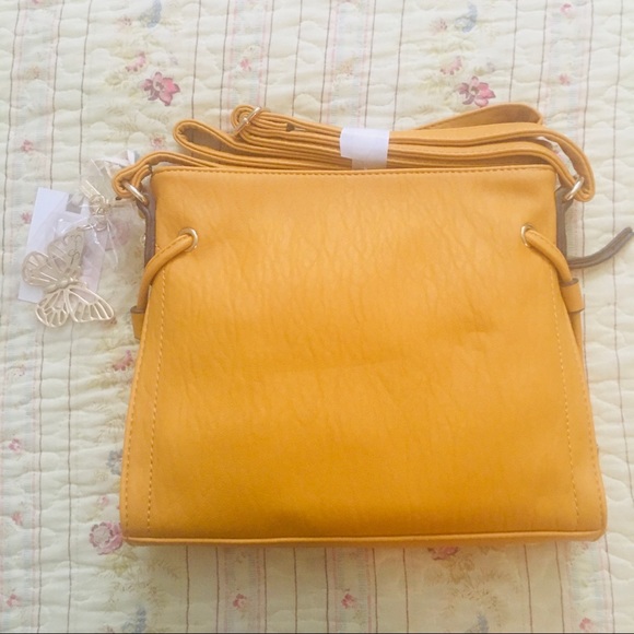🏷 Jessica Simpson Mustard Butterfly Bag - Picture 5 of 8